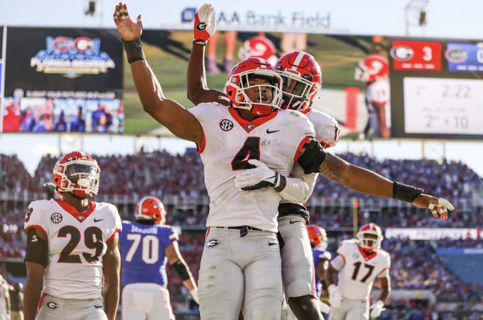 The Bulldogs' defense held opponents to a league-best 10.2 points per game during the 2021 football season.
